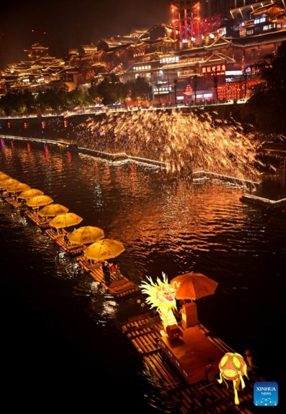 Trung Quốc: Bùng nổ du lịch kiểu mới sau khi Tết Nguyên đán trở thành di sản văn hóa phi vật thể- Ảnh 1.